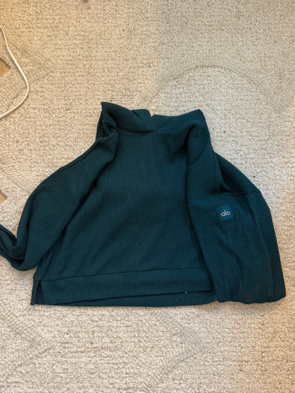 ALO Muse Hoodie and Pants set. SIZE MEDIUM! - Picture 5 of 5